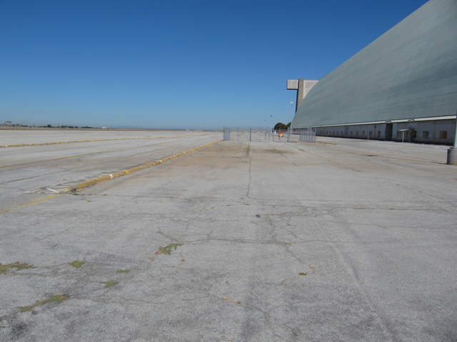 Apron and hangar at Moffett Field