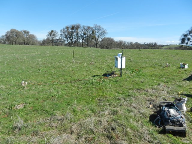 Fieldwork on soil CO2 sensors at Vaira