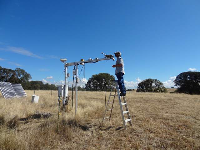 Dennis cleaning the radiometrers