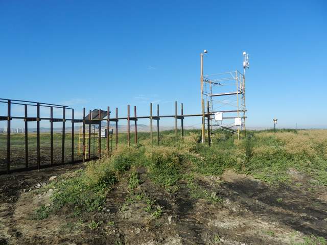 Boardwalk under construction, solar scaffolding, tower scaffolding