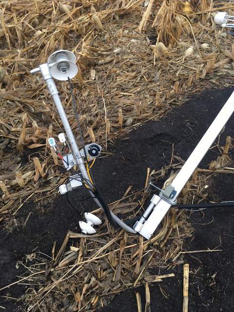 Radiometer boom bent and NR01 broken