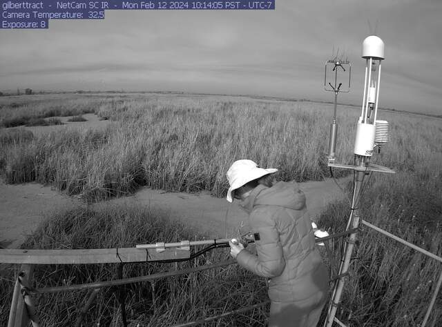 Kyle cleaning radiometer in near IR