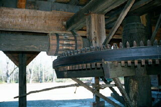 6GearWheel3.jpg (22631 bytes)