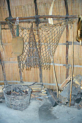 e_Img09.jpg (223107 bytes)